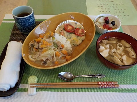 タガヤセ特製、八宝菜丼です！