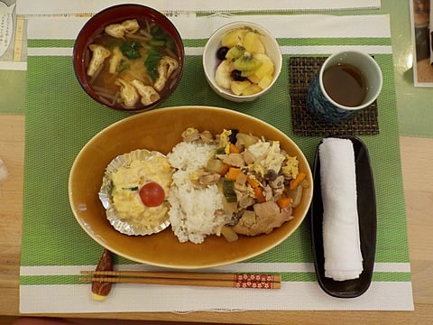 タガヤセ特製、親子丼です！