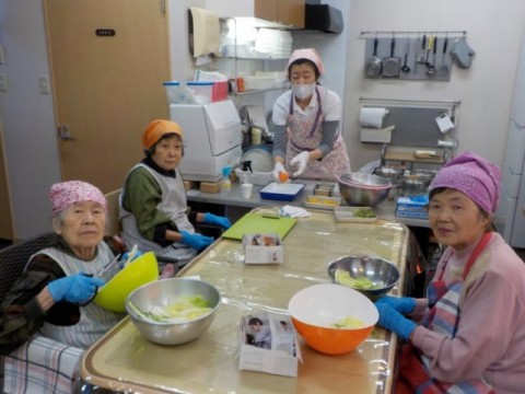 食事準備中です！