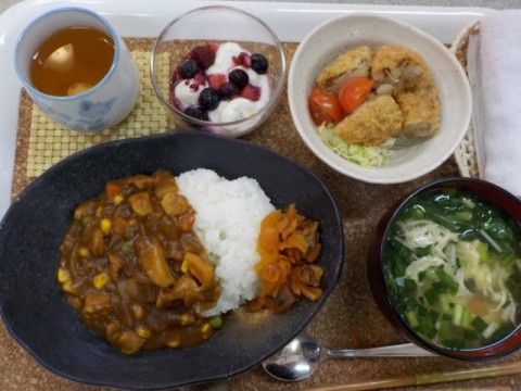 今日はカレーライス