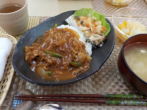 だんち特製、ハヤシライスです！