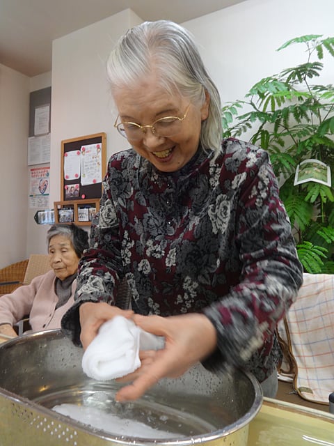 おしぼりの準備！