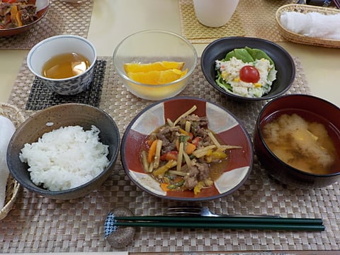 だんち特製、青椒肉絲です！