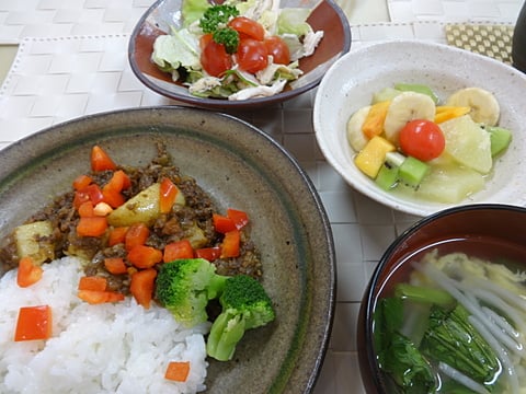 ゴロっと野菜のキーマカレー！