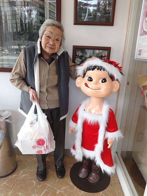 お祝いのケーキのお買い物・・♪