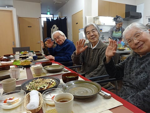 ソースが香る大阪の味！