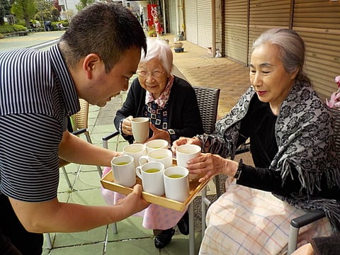 皆さんでのどかなお茶会になりました！