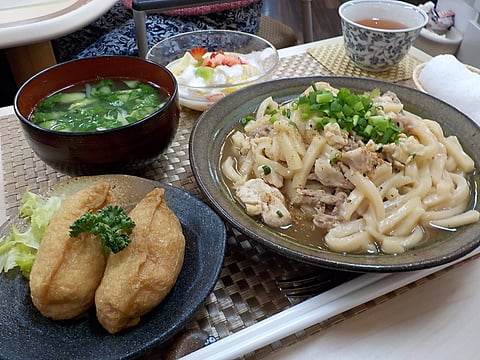 うどんたっぷり、美味しさ満点！