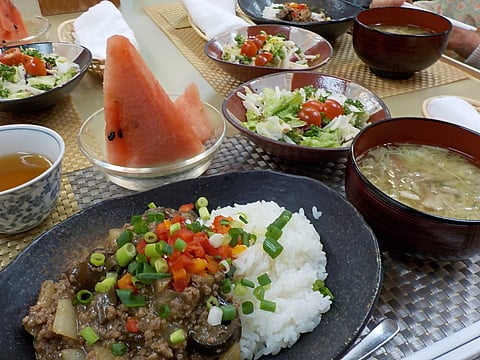 大根と茄子の和風あんかけ丼です！