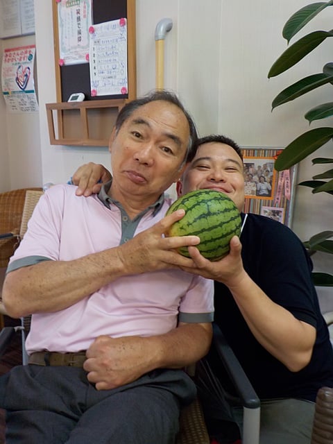 職員森田とボランティアさんでパチリ！