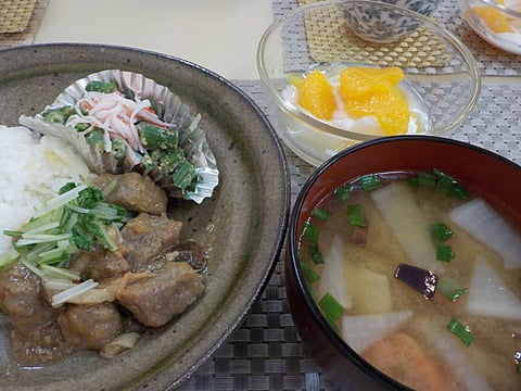 だんち特製、ステーキ丼です！