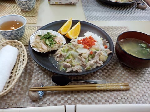 だんち特製、海鮮あんかけ丼です！