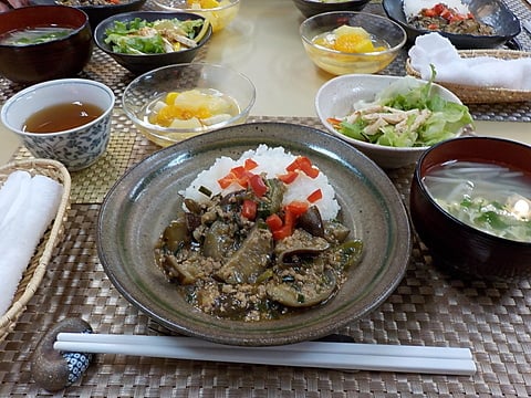 だんち特製、マーボーナス丼です！