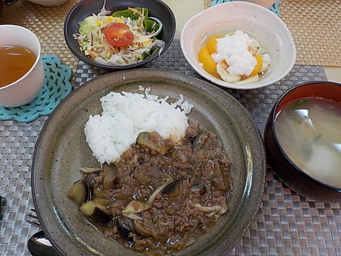 マーボーナス丼です！