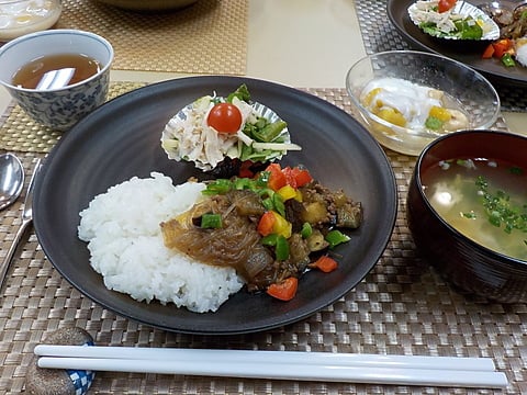 だんち名物マーボーナス丼！