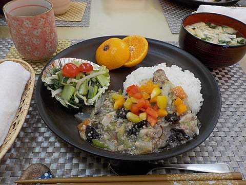 今日のランチ、トロトロ白菜あんかけです！