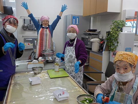 お料理中です♪