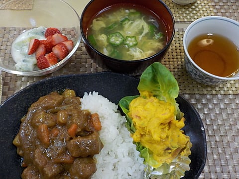 だんち名物、カレーライス♪