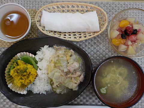 だんちデイ特製、豚肉と白菜のトロトロあんかけ丼です！