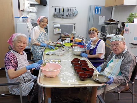 今日も美味しく作りますよ！