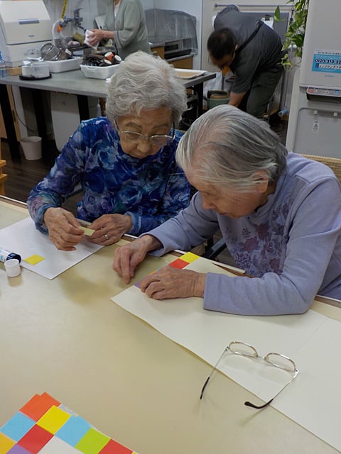 看板作っています！