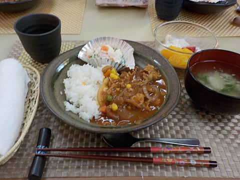 本日のランチ、だんち特製ハヤシライスです！