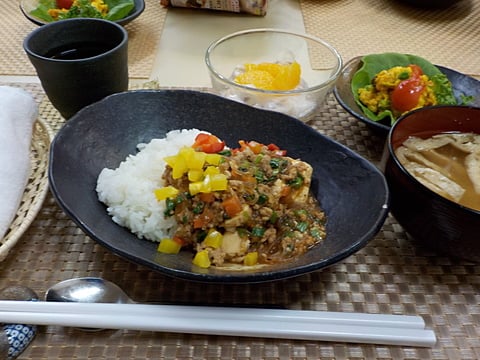 ピリ辛麻婆丼