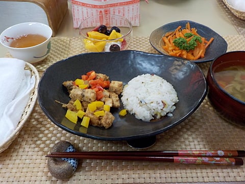 カジキマグロのステーキ丼です！