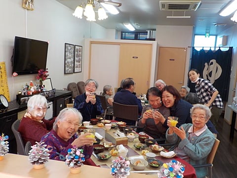 みなさんで乾杯！