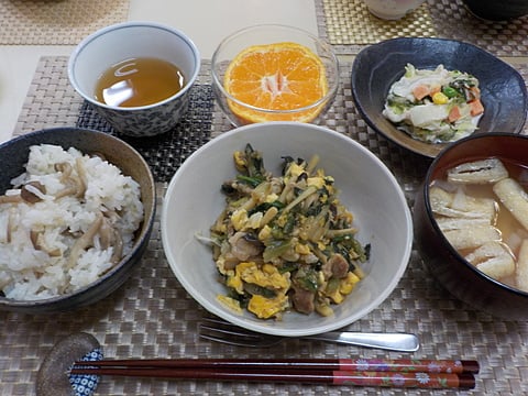 今日のランチは豚肉とキクラゲの卵炒めです！