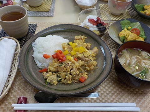 だんちデイ特製、親子丼です！