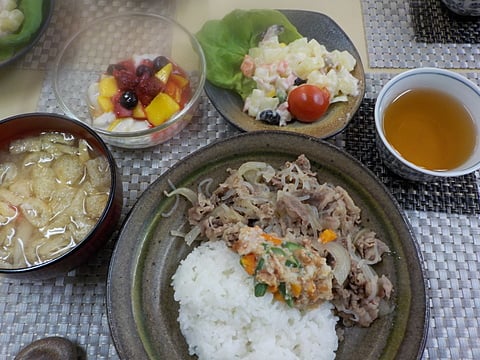 お肉たっぷり、牛丼です！