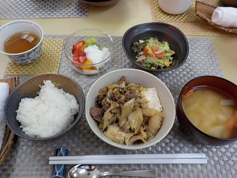 郷土料理滋賀県編、牛すきです！