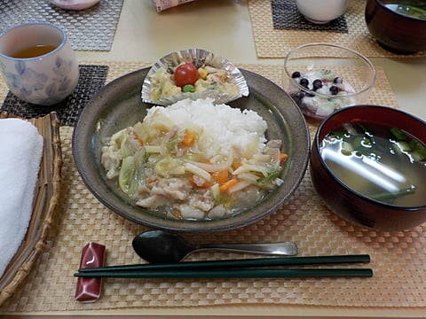 豚肉と白菜のトロトロ丼です！