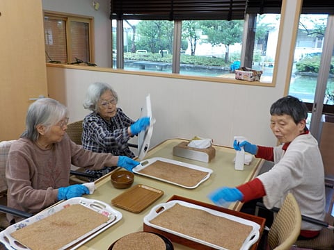 食事準備中です！