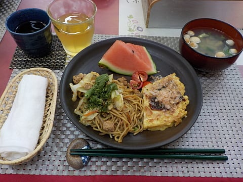 大阪名物、お好み焼き＆焼きそばです！