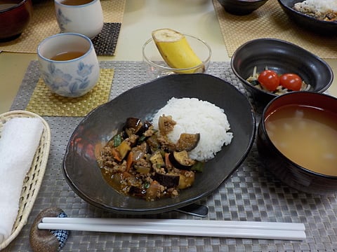 だんち特製、マーボーナス丼です！