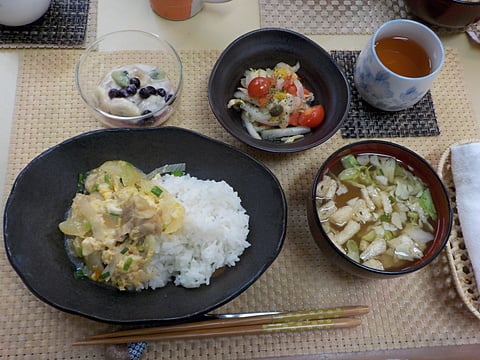 だんち特製、親子丼です！