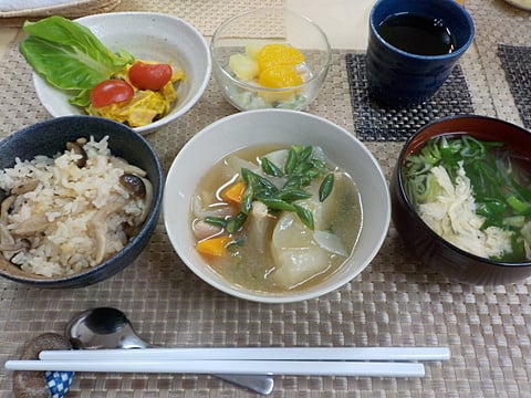 だんち特製、鶏大根です！