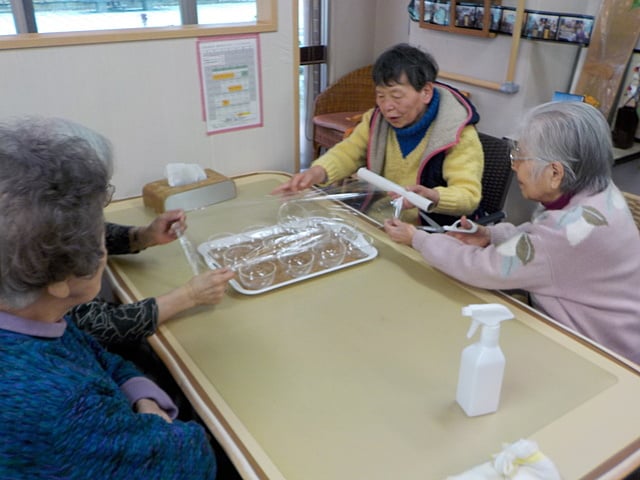 お昼の準備中です♡