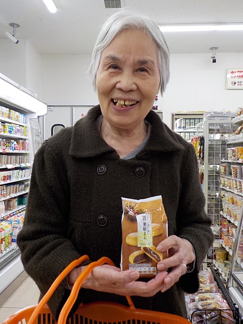 今日のお茶菓子です♪