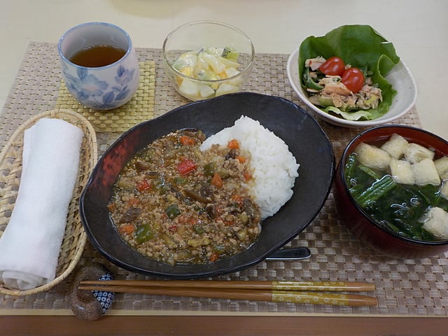 だんち特製、麻婆茄子丼です！