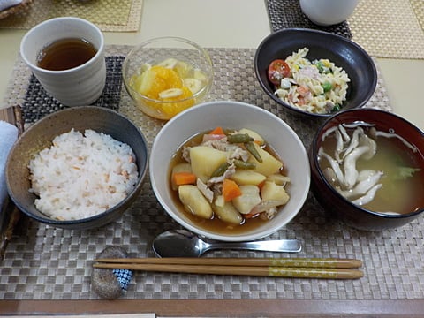 だんち特製、肉じゃがです！