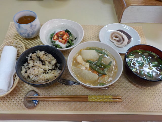 だんち特製、鶏大根です！