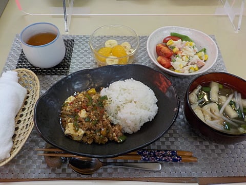 だんち特製、麻婆豆腐丼です！