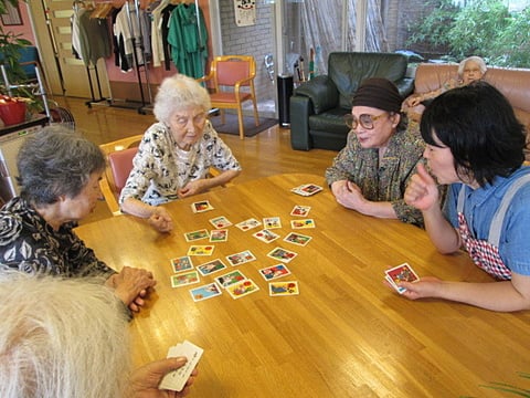 職員伊藤もカルタ大会に参戦しました！